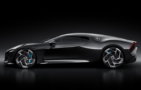 Bugatti La Voiture Noireӵ ɫܳ<font color='red'>5k</font>ֽ