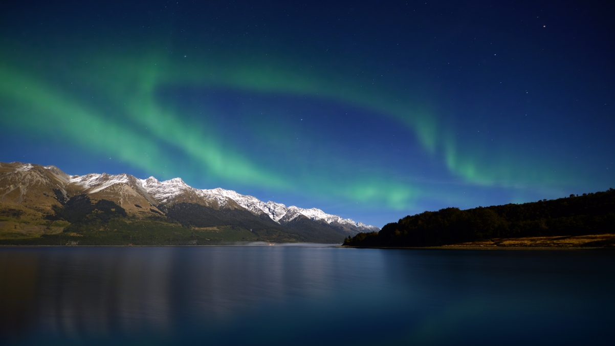 新西蘭瓦卡蒂普湖黎明星空3840x21604k風景壁紙