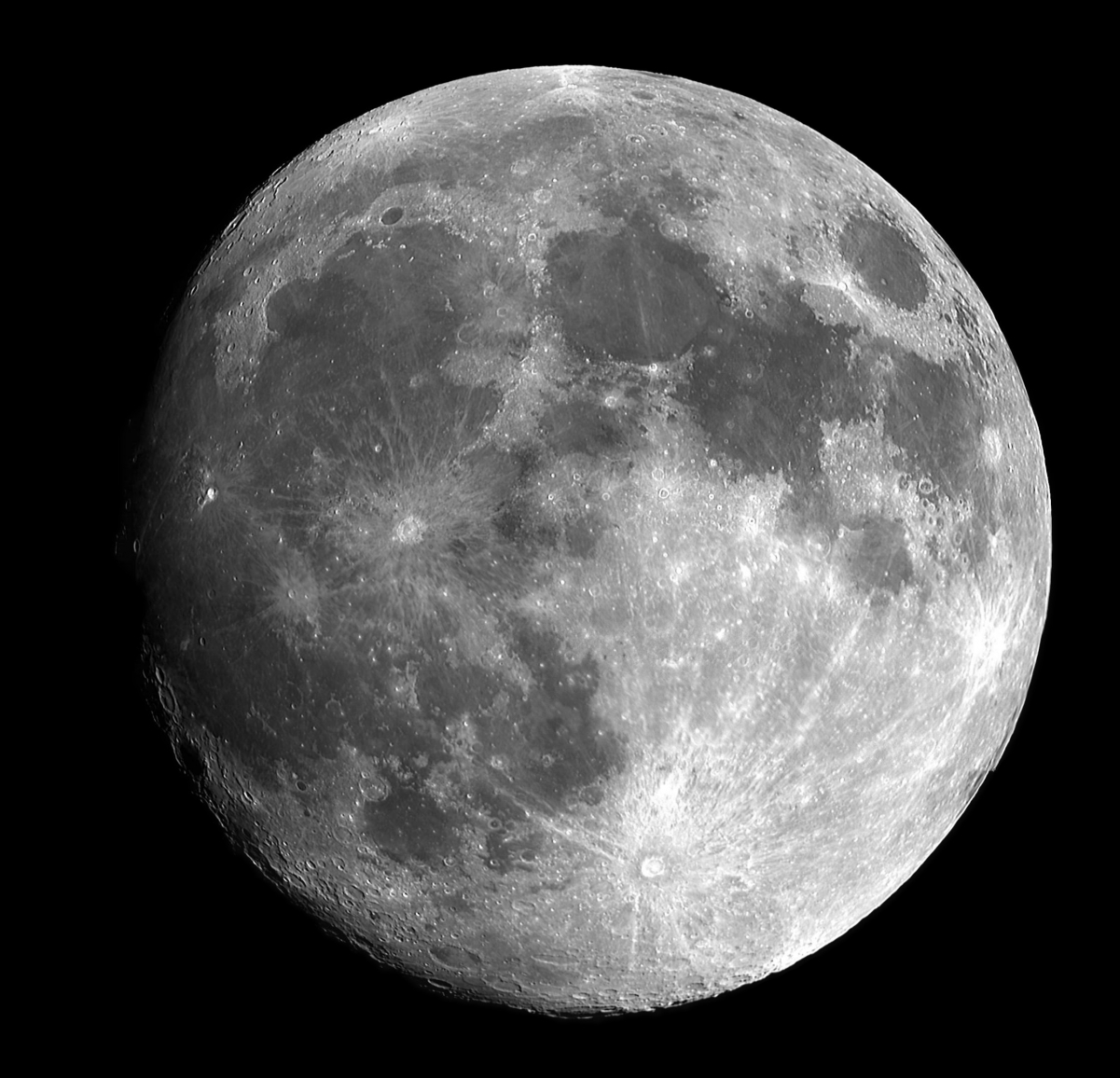 初四的月亮图片