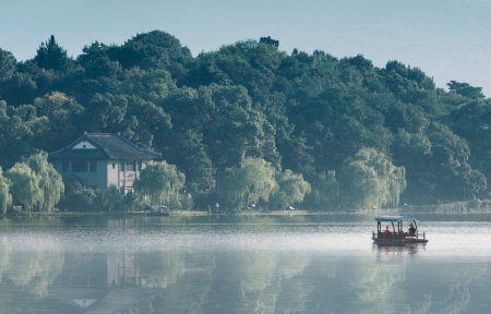 西湖美景 5760x1080三屏