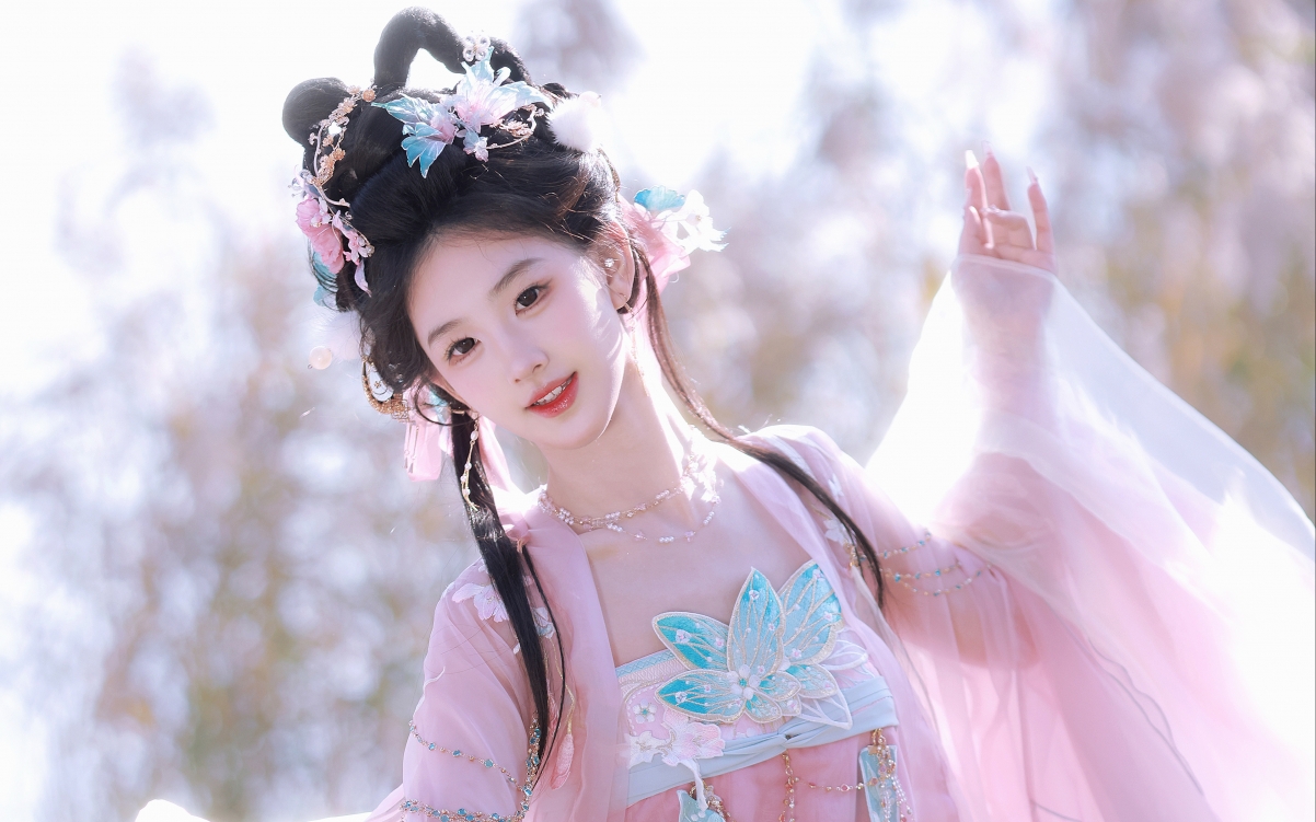  ɫװɰŮ4kֽ3840x2400