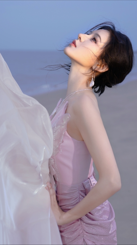  ɫȹ Ů4kֻֽͼƬ