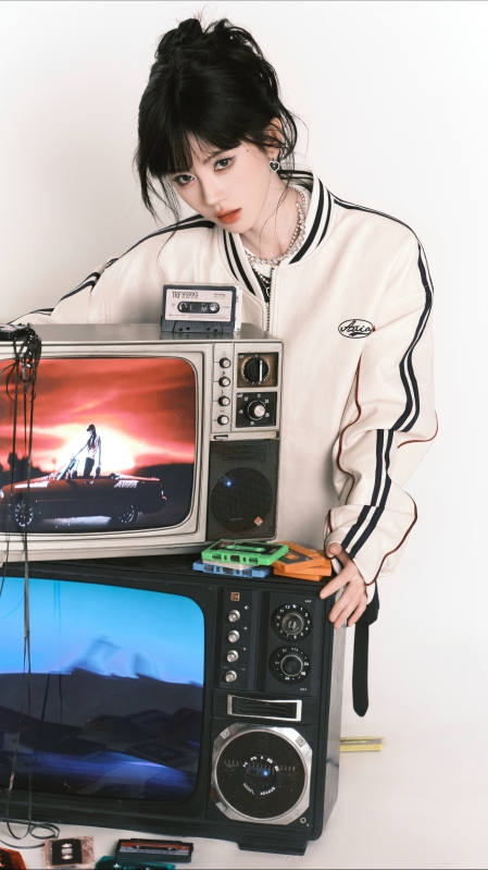 ŷ ӻ Ů 溵t4kֻֽ