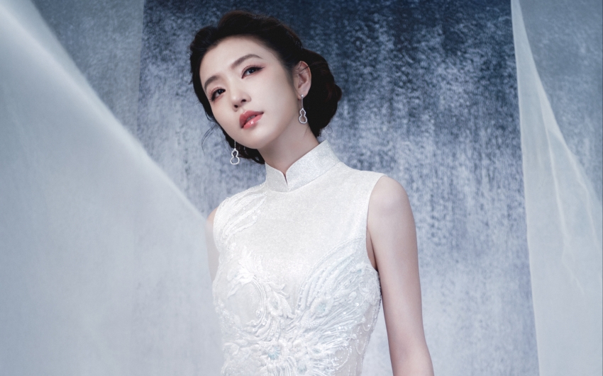 ��Ů������ 4k�����ֽ 3840x2400