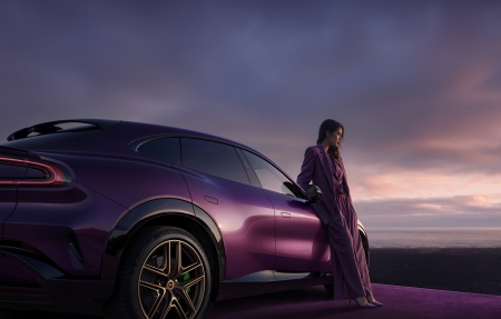 С��YU7��ˮ�� ��Ů��װ 4K�����ֽ3840x2160