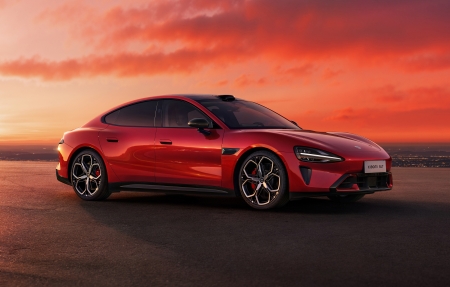 С����һ��SU7��ϼ��4K�����ֽ3840x2160