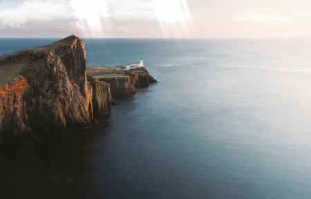 内斯特角斯凯岛灯塔风景4k壁纸