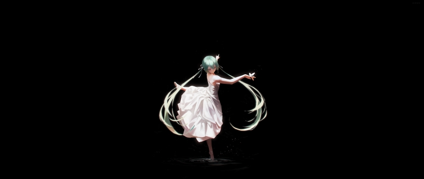 极简 暗黑 初音未来 花之舞5120x2160超高清带鱼屏壁纸